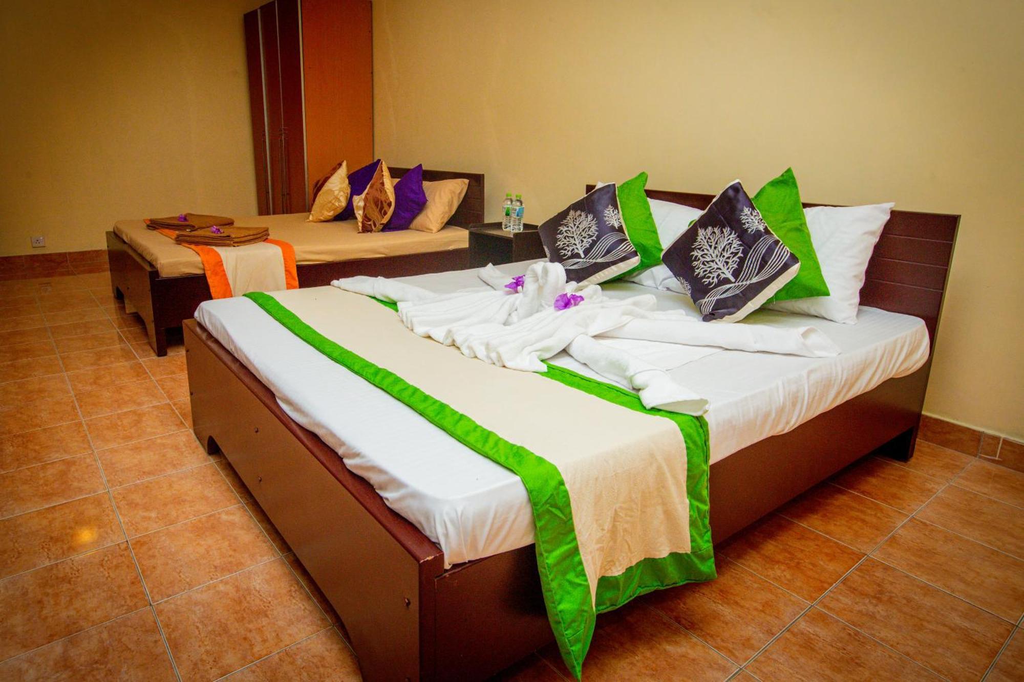 Sunbloom Inn Kandy Exterior photo